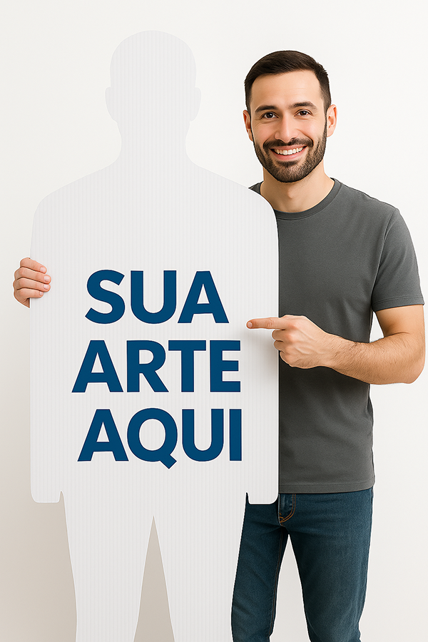 Display Humano com pé Americano